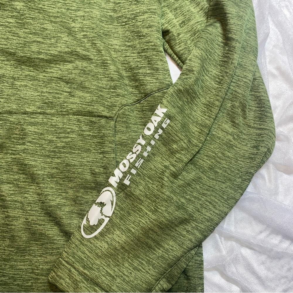 Men’s Mossy Oak Performance Hoodie Green Size L Hunting/Fishing Pullover - Picture 2 of 4